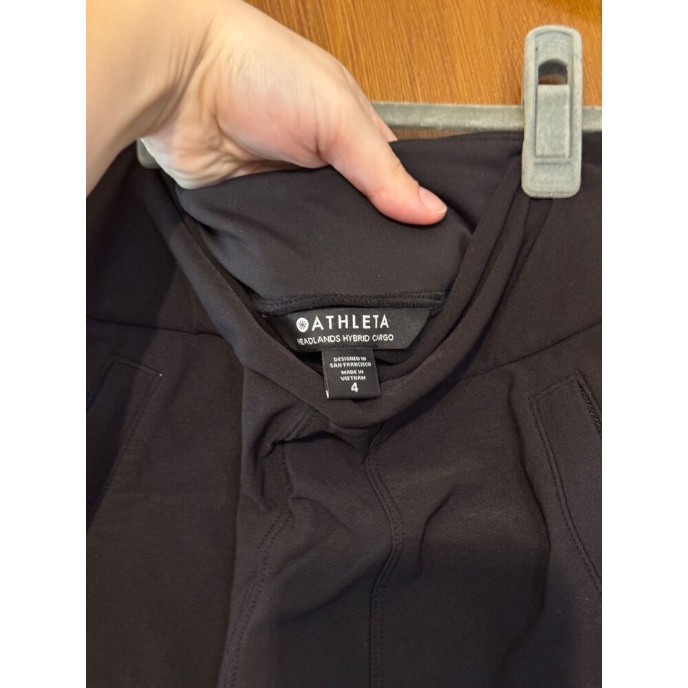 Athleta Black Headlands Hybrid Cargo Skinny Pant Size 4 - Picture 4 of 5